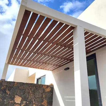 Sal Marina Deluxe Lajares