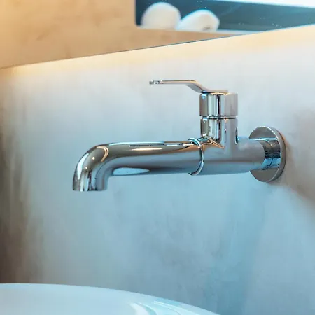 Sal Marina Deluxe Lajares