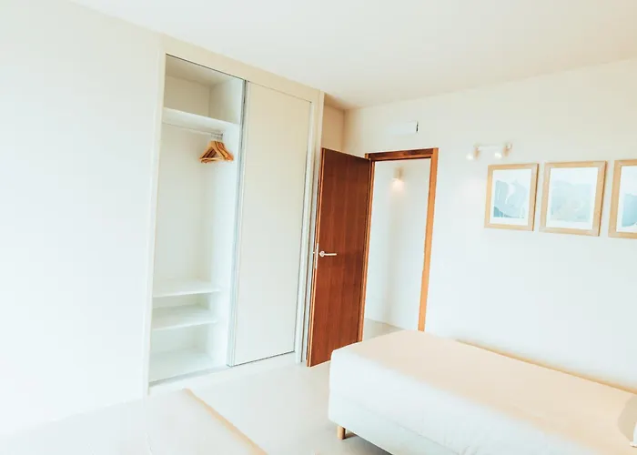 Sal Marina Deluxe لاجاريس