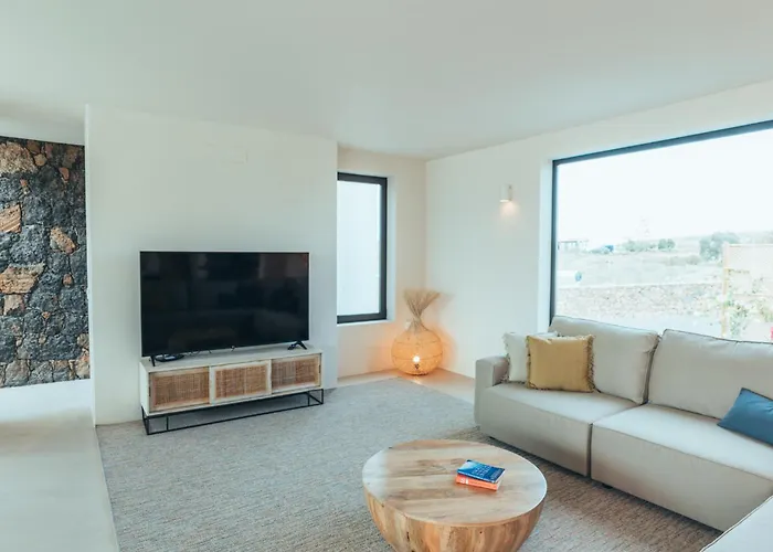 Sal Marina Deluxe * لاجاريس